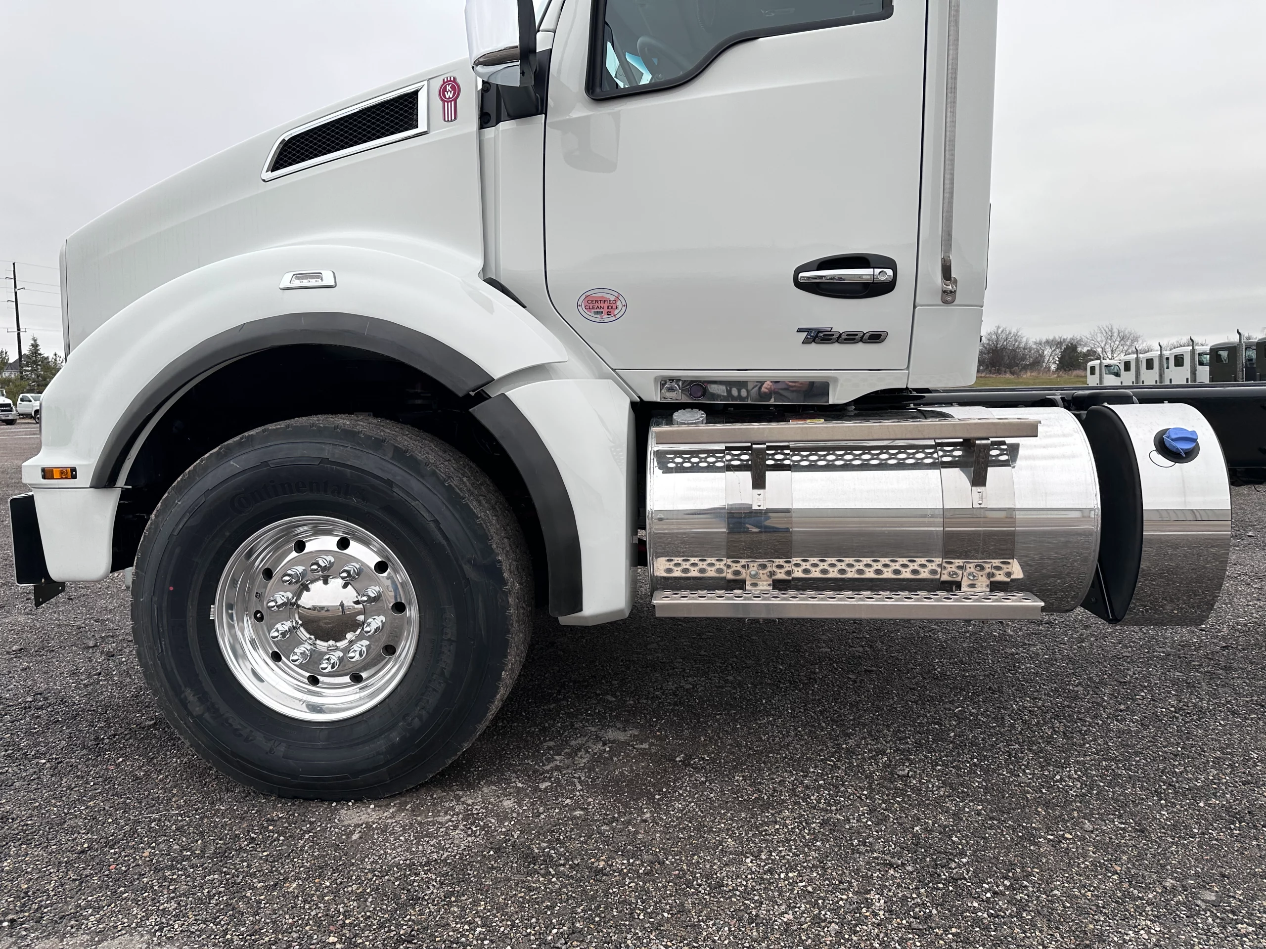 2025 Kenworth T880 - image 5