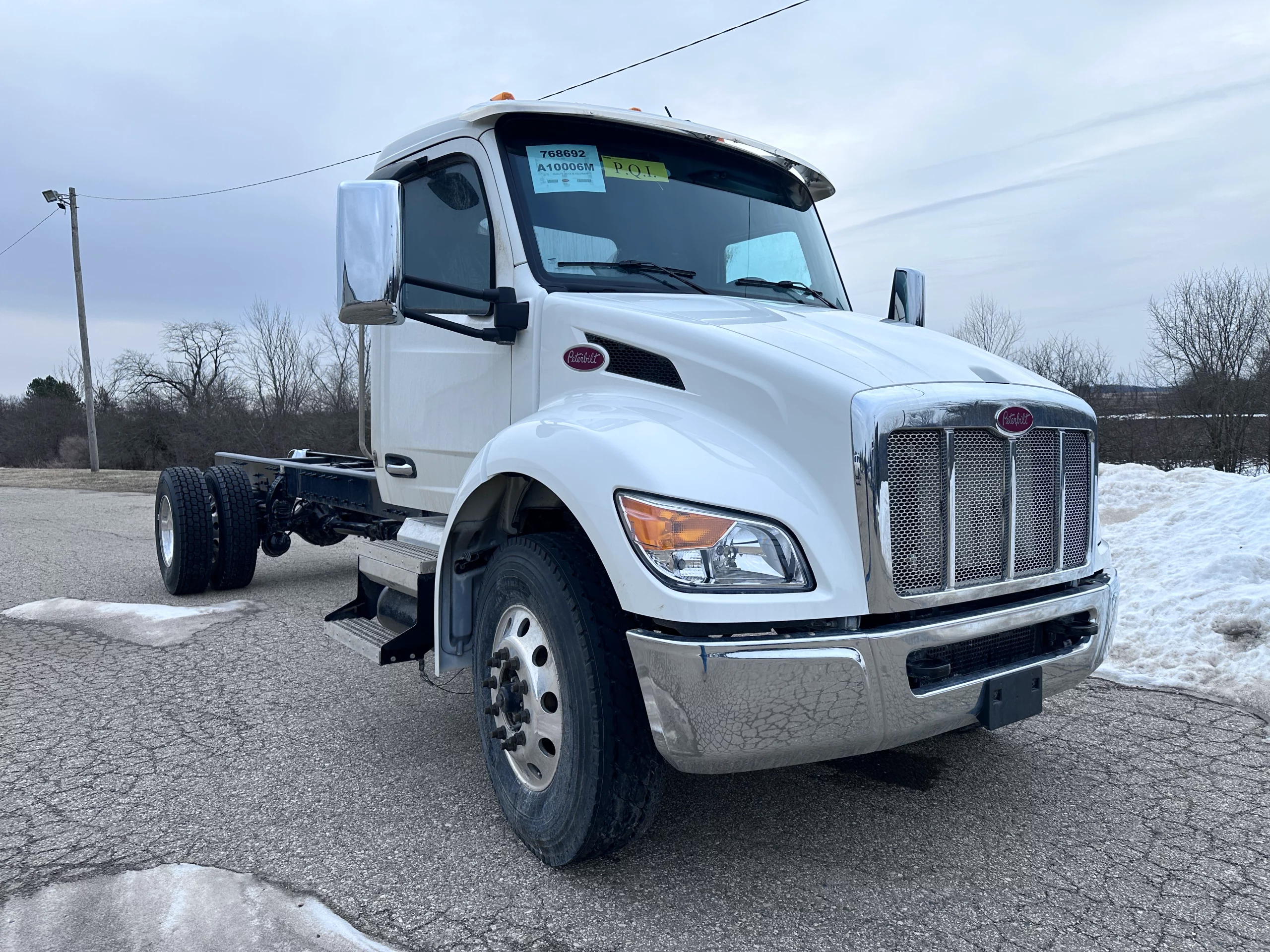 NEW 2026 Peterbilt 536 Hooklift Truck - image 3 of 6