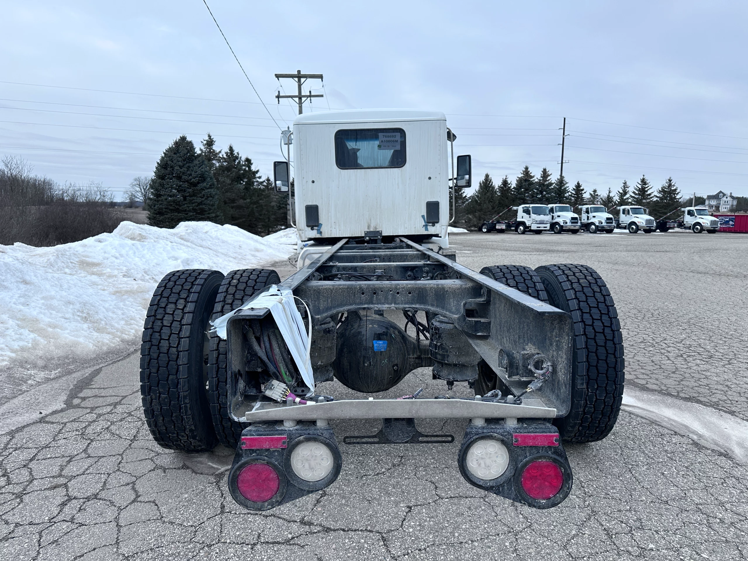 NEW 2026 Peterbilt 536 Hooklift Truck - image 6 of 6