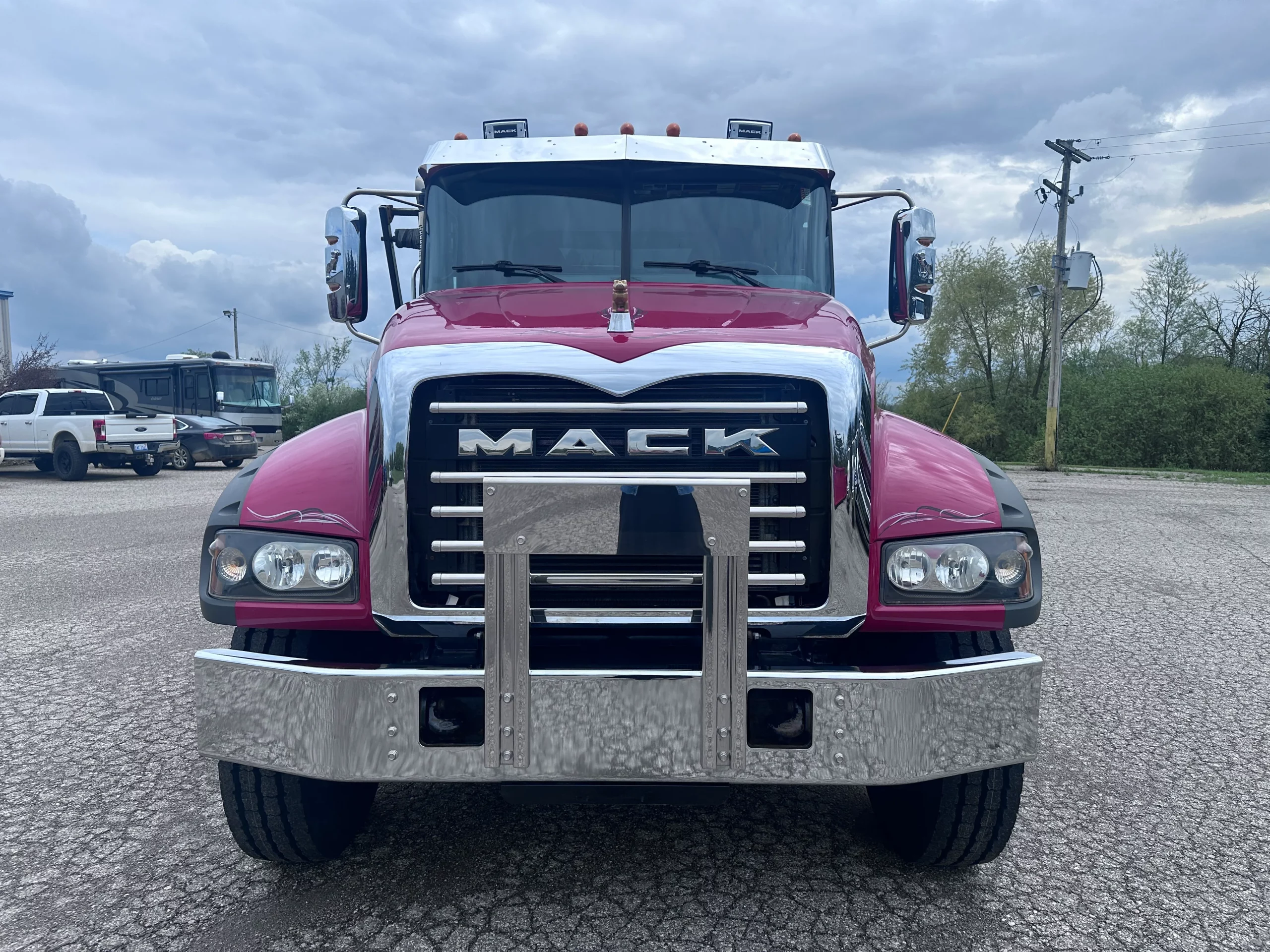 USED 2020 Mack Granite Roll Off Truck - image 2 of 6