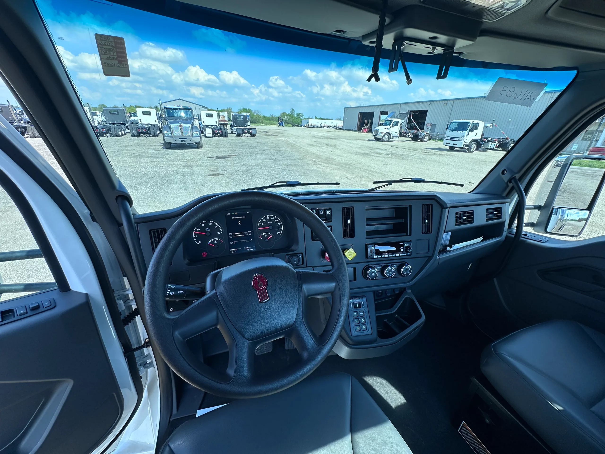 NEW 2026 Kenworth T280 Hooklift Truck - image 6 of 6