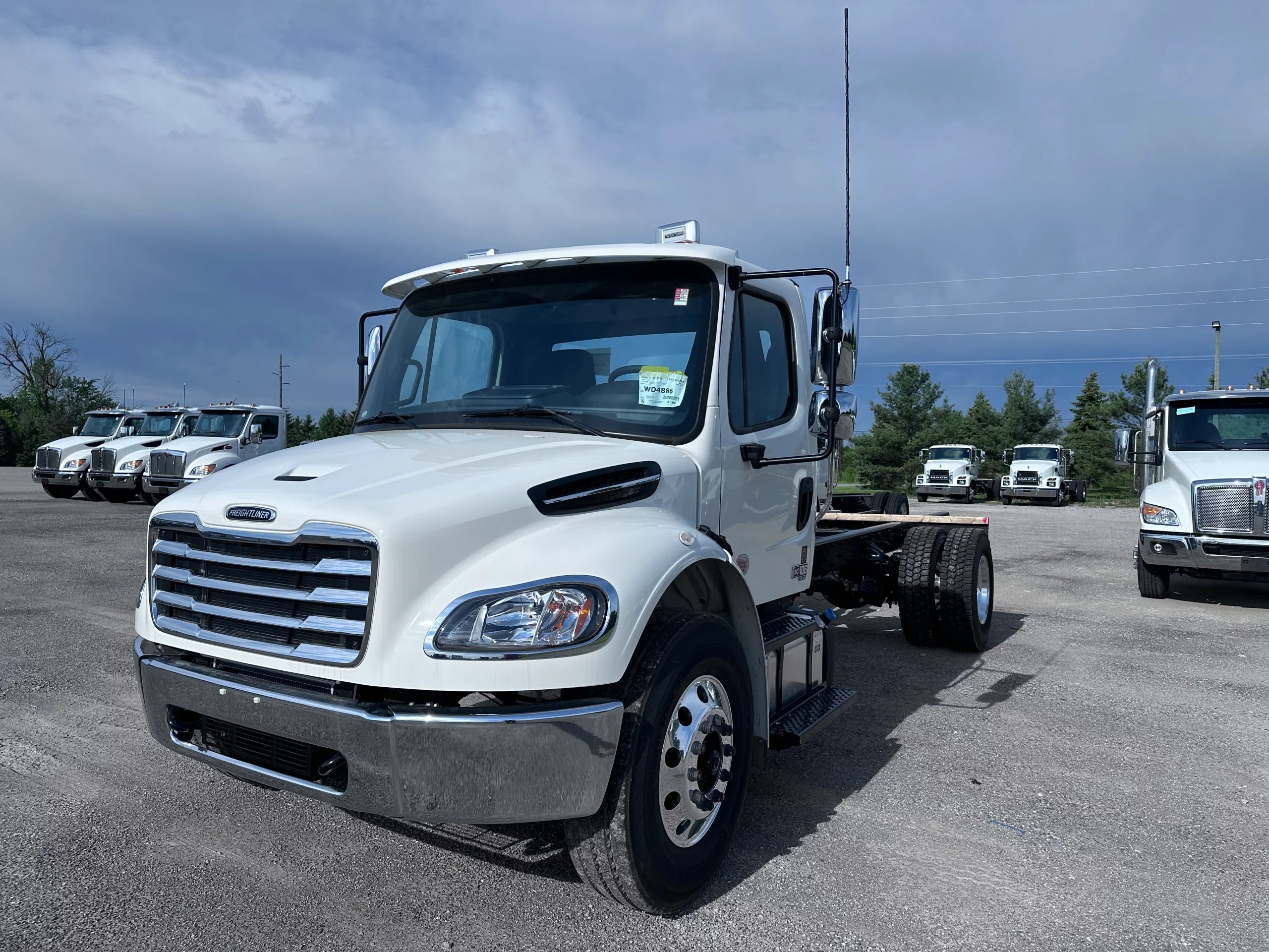 NEW 2025 Freightliner M2 Hooklift Truck - image 3 of 6