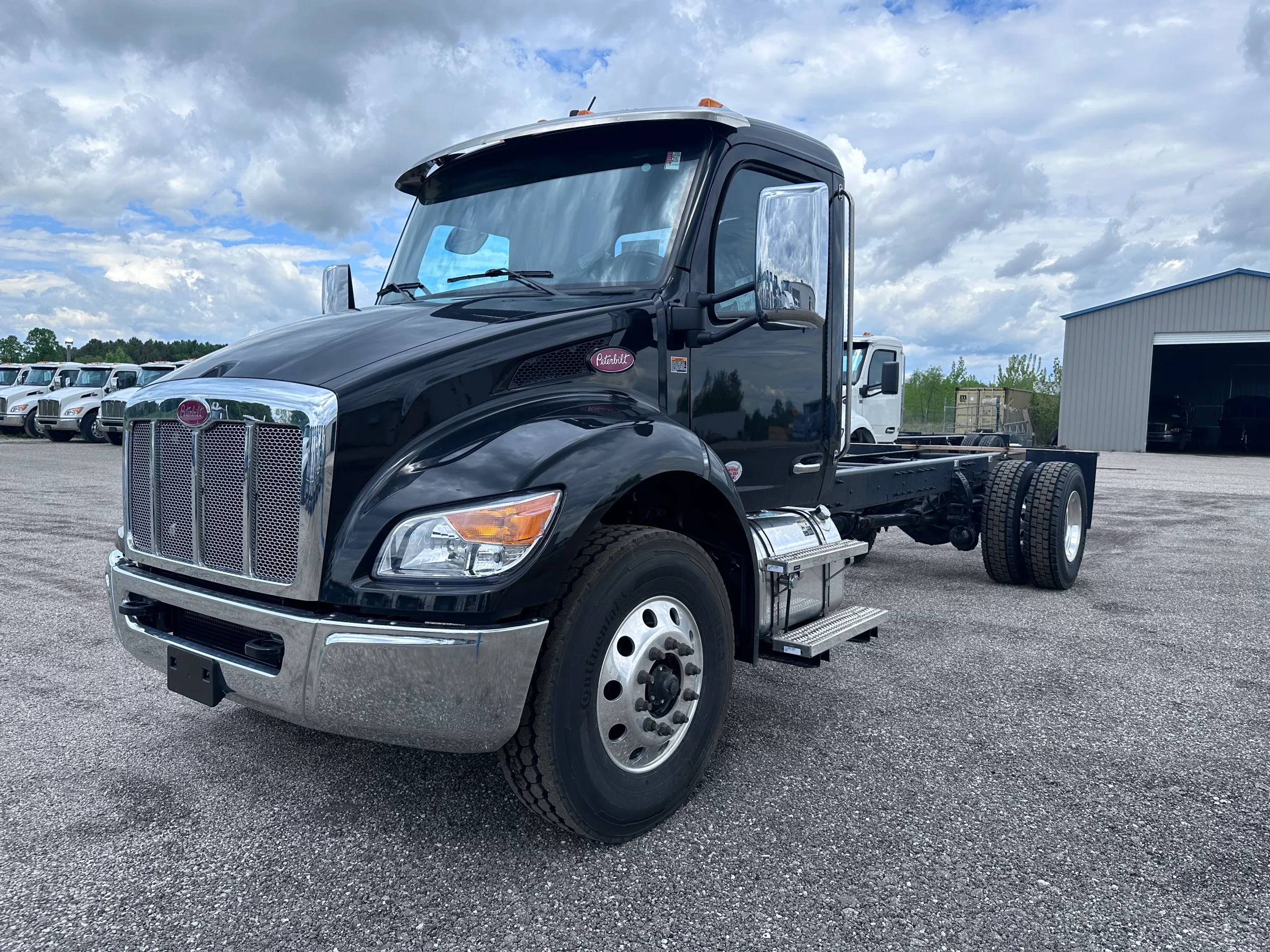 NEW 2026 Peterbilt 536 Hooklift Truck - image 3 of 6
