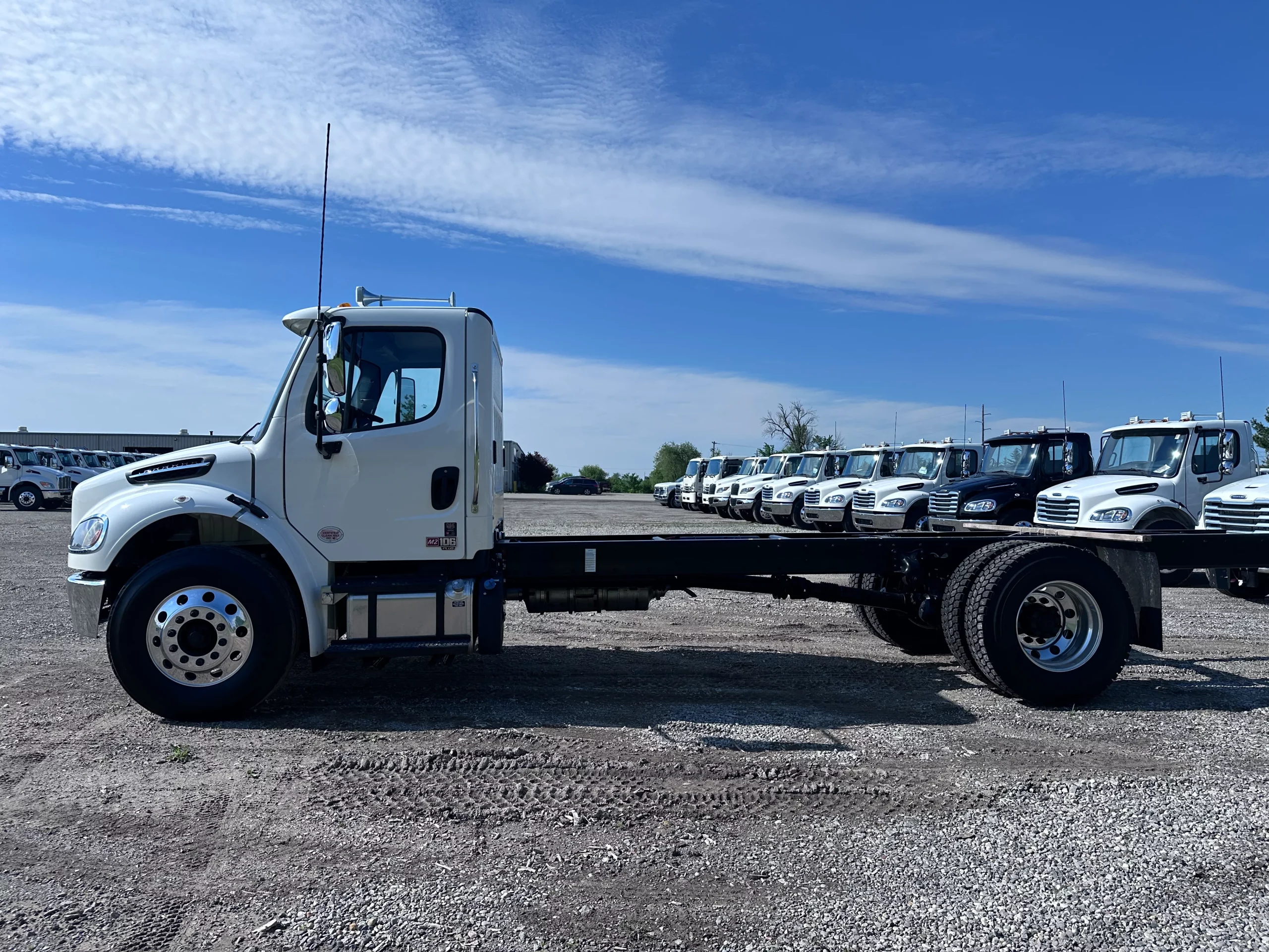 NEW 2026 Freightliner M2 Hooklift Truck - image 5 of 6