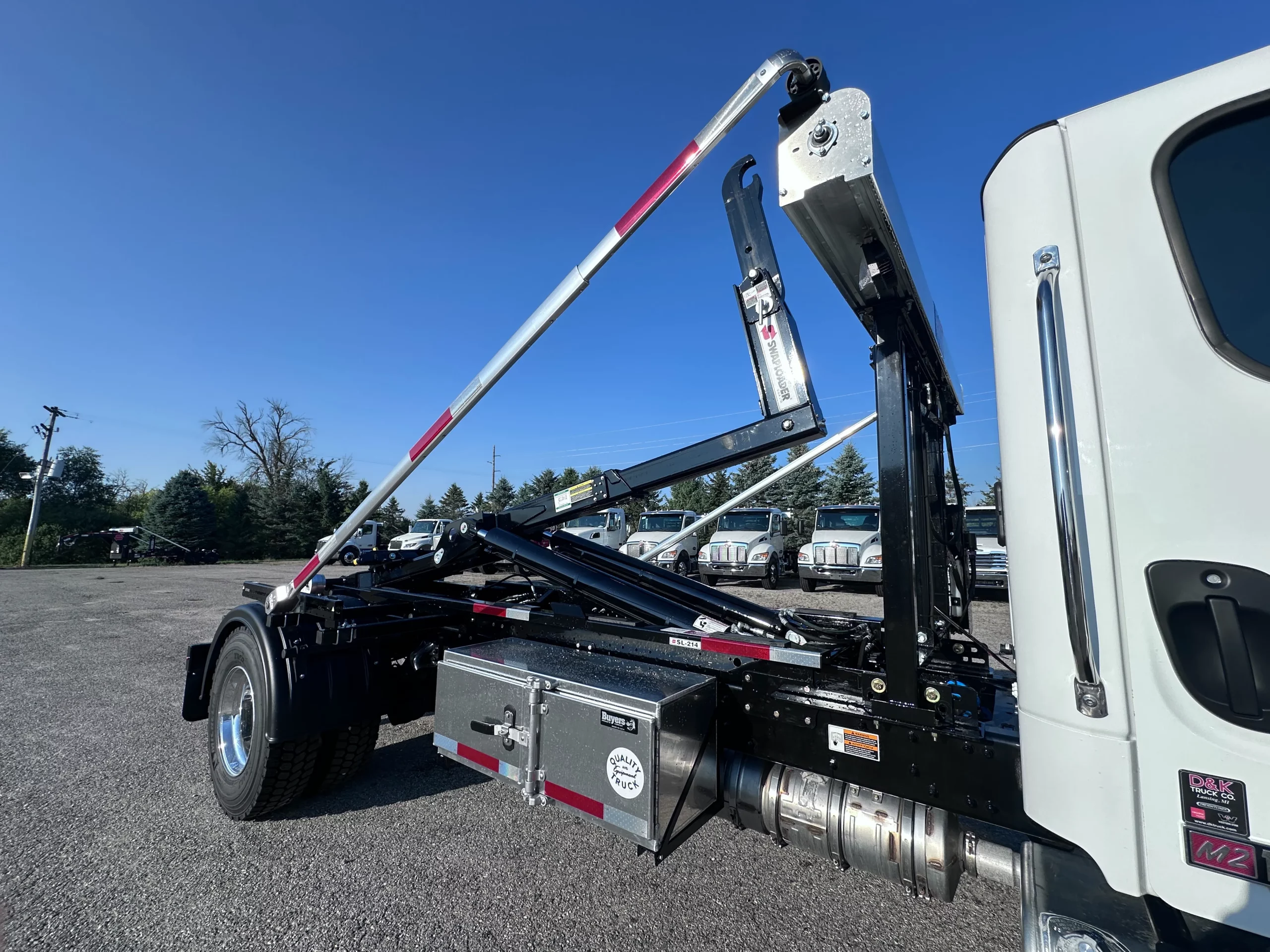 NEW 2025 Freightliner M2 Hooklift Truck - image 6 of 6