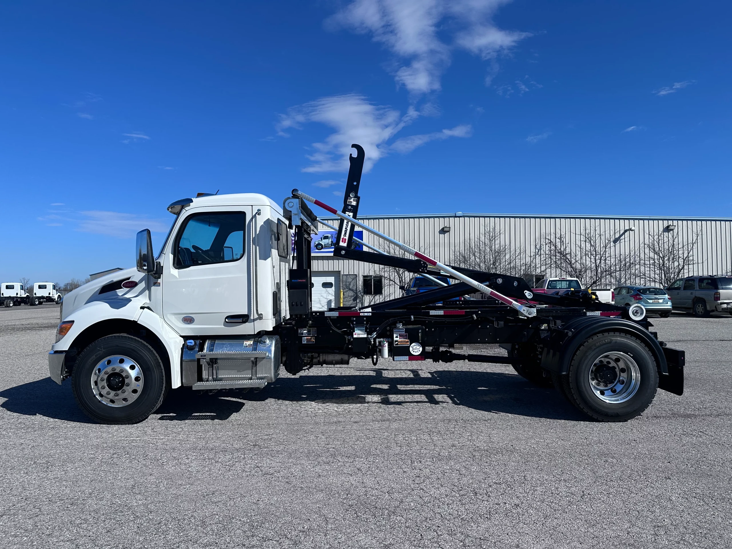 New 2026 Peterbilt 536 Hooklift Truck NEW 2026 Peterbilt 536 Hooklift Truck - image 5 of 6