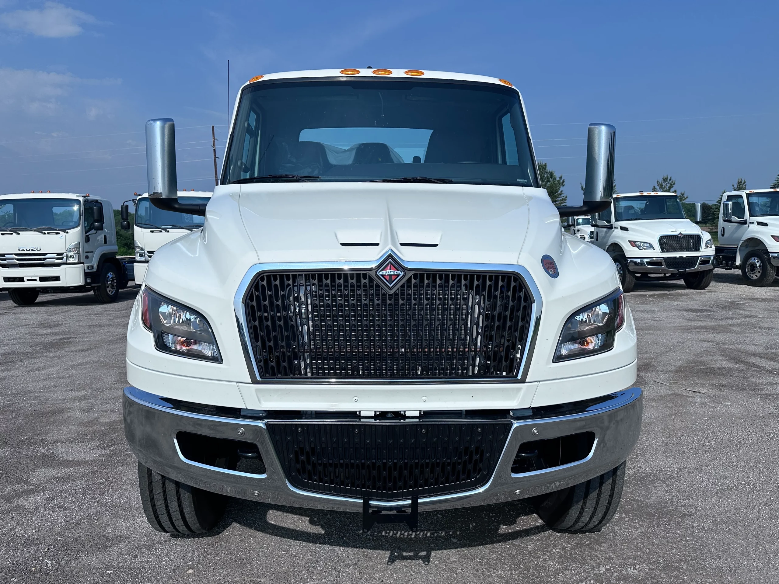 NEW 2026 International MV Hooklift Truck - image 2 of 6