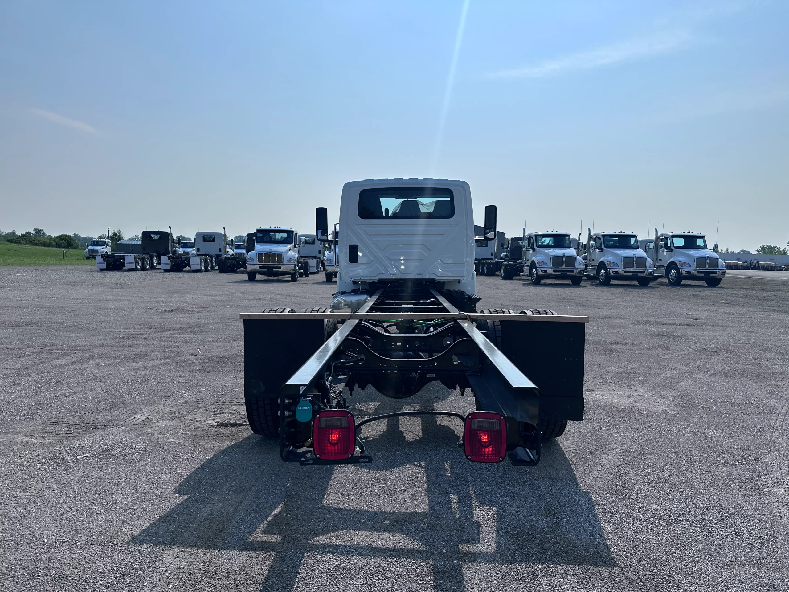 NEW 2026 International MV Hooklift Truck - image 6 of 6