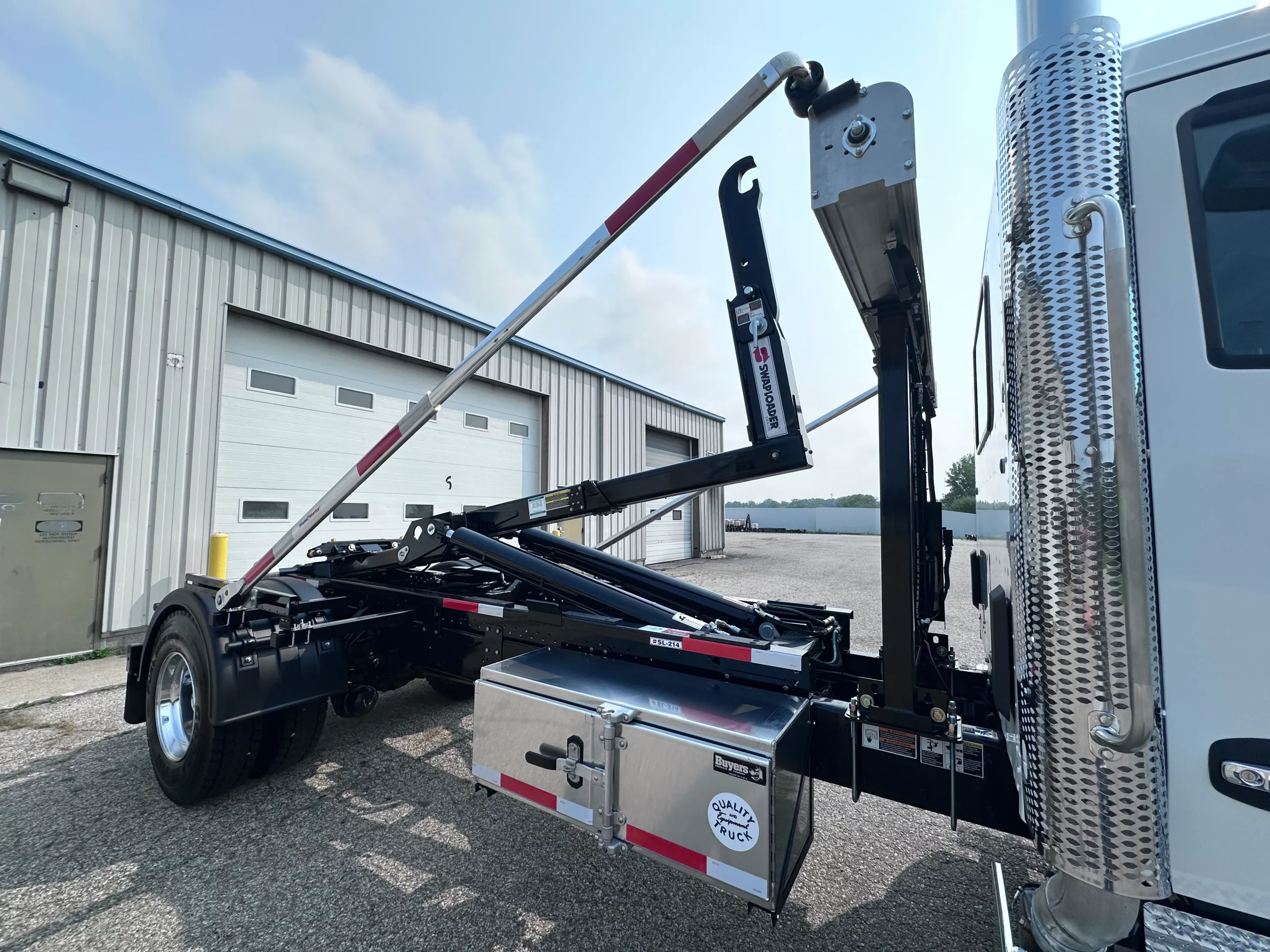 NEW 2026 Kenworth T280 Hooklift Truck - image 6 of 6
