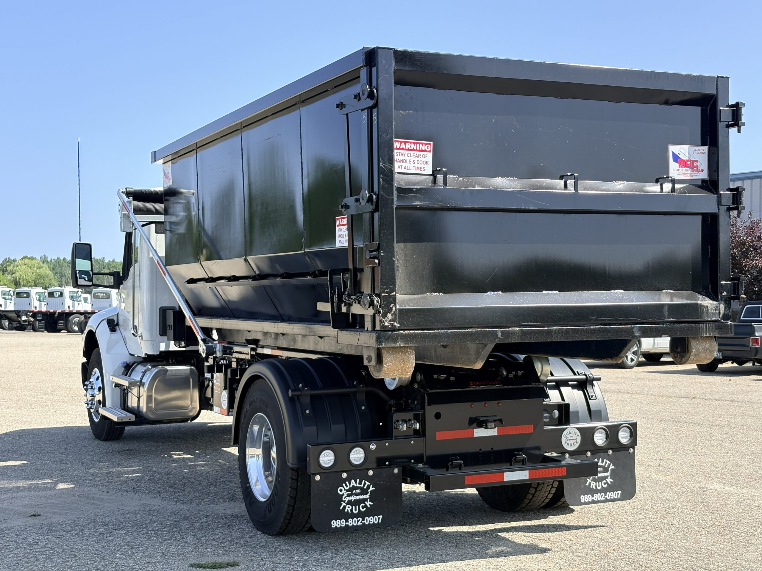 New 2026 Kenworth T280 Hooklift Truck NEW 2026 Kenworth T280 Hooklift Truck - image 6 of 6