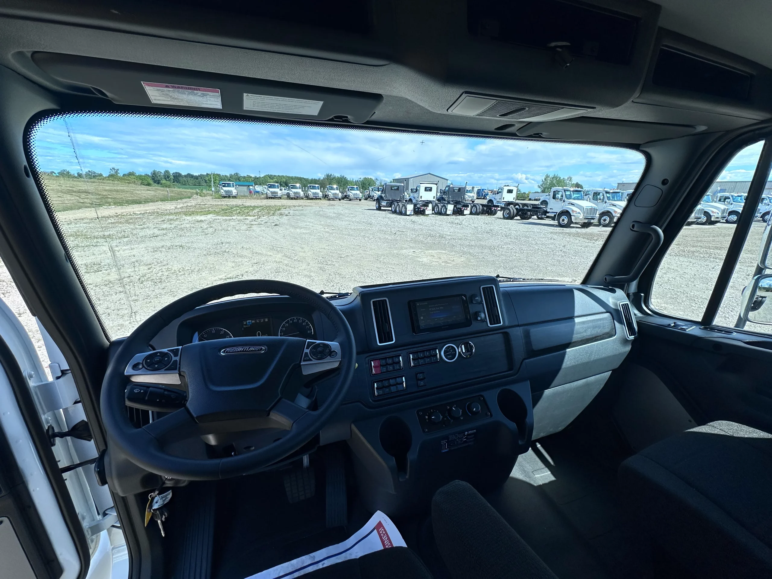 NEW 2026 Freightliner M2 Hooklift Truck - image 6 of 6