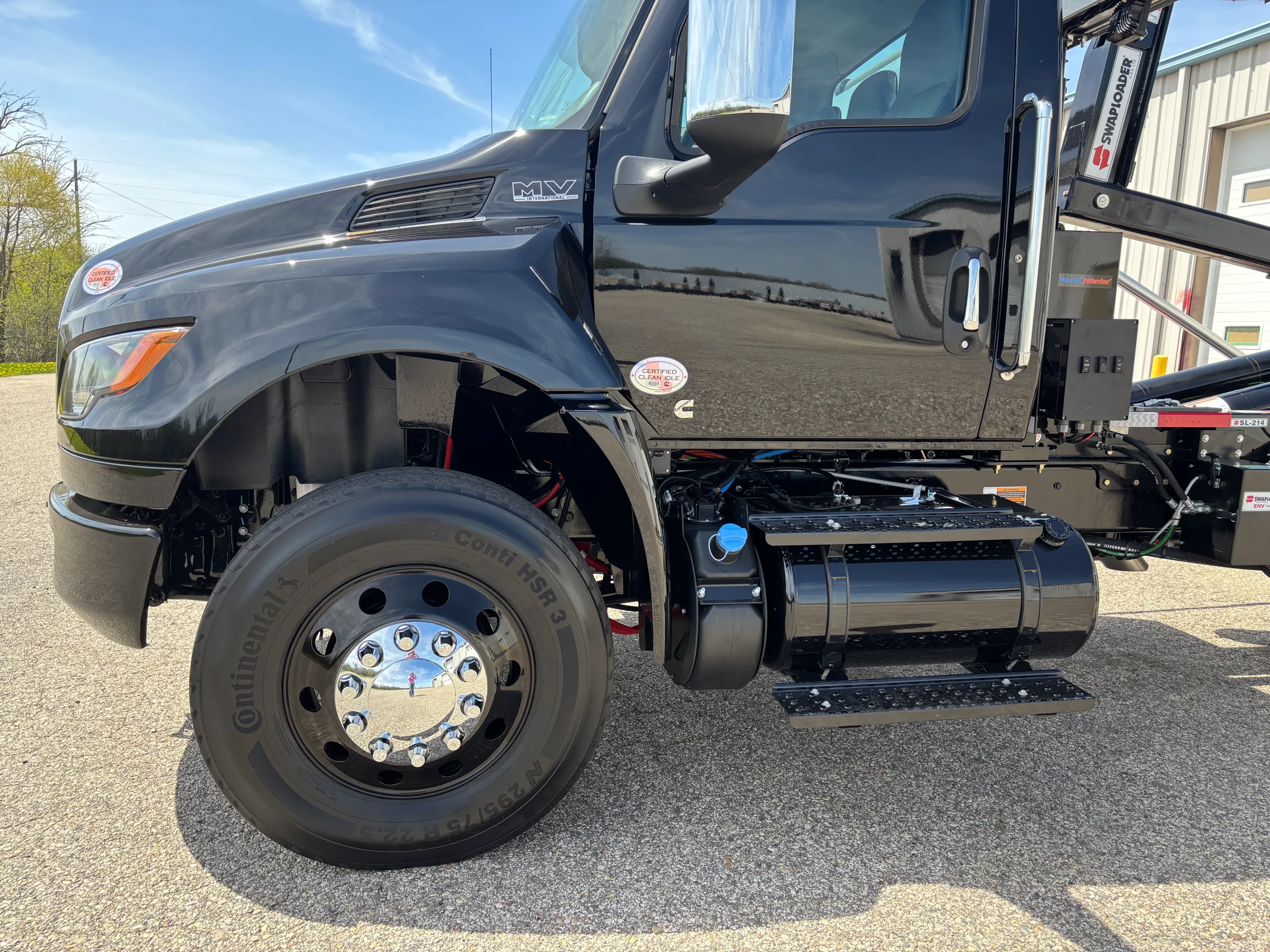 New 2026 International Mv Hooklift Truck Black Out NEW 2026 International MV Hooklift Truck BLACK OUT - image 6 of 6