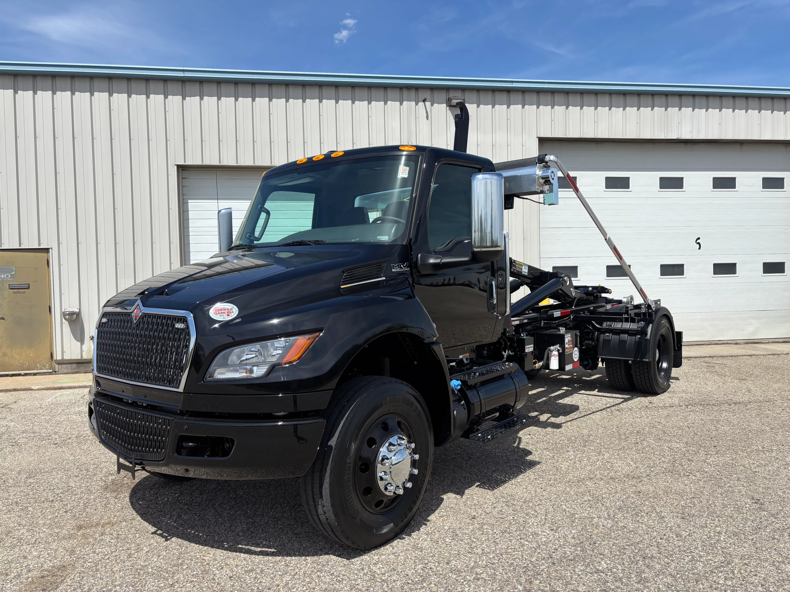 New 2026 International Mv Hooklift Truck Black Out NEW 2026 International MV Hooklift Truck BLACK OUT - image 3 of 6