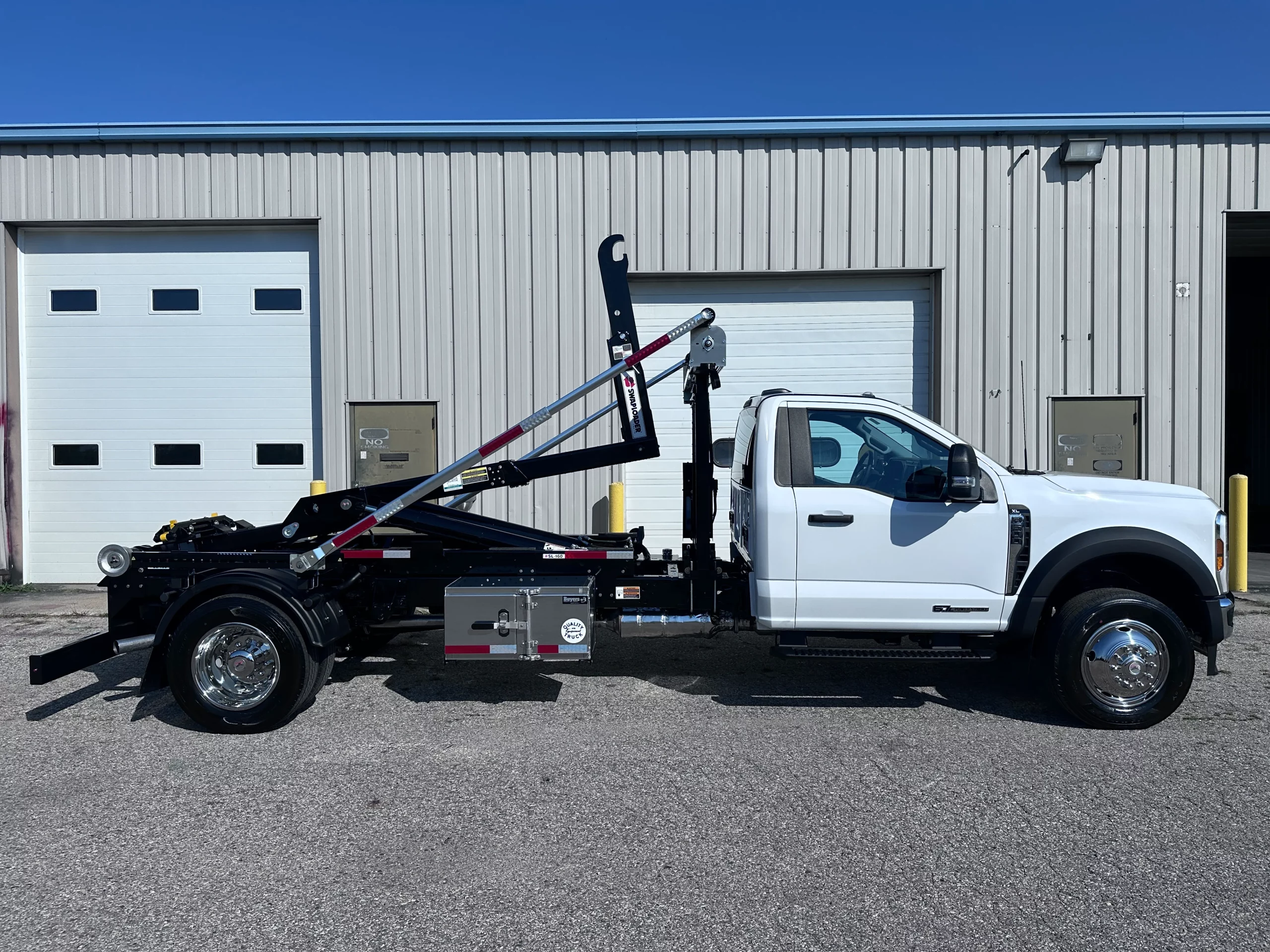 New 2025 Ford F600 XL 4x4 Hooklift Truck New 2025 Ford F600 XL 4x4 Hooklift Truck - image 4 of 6