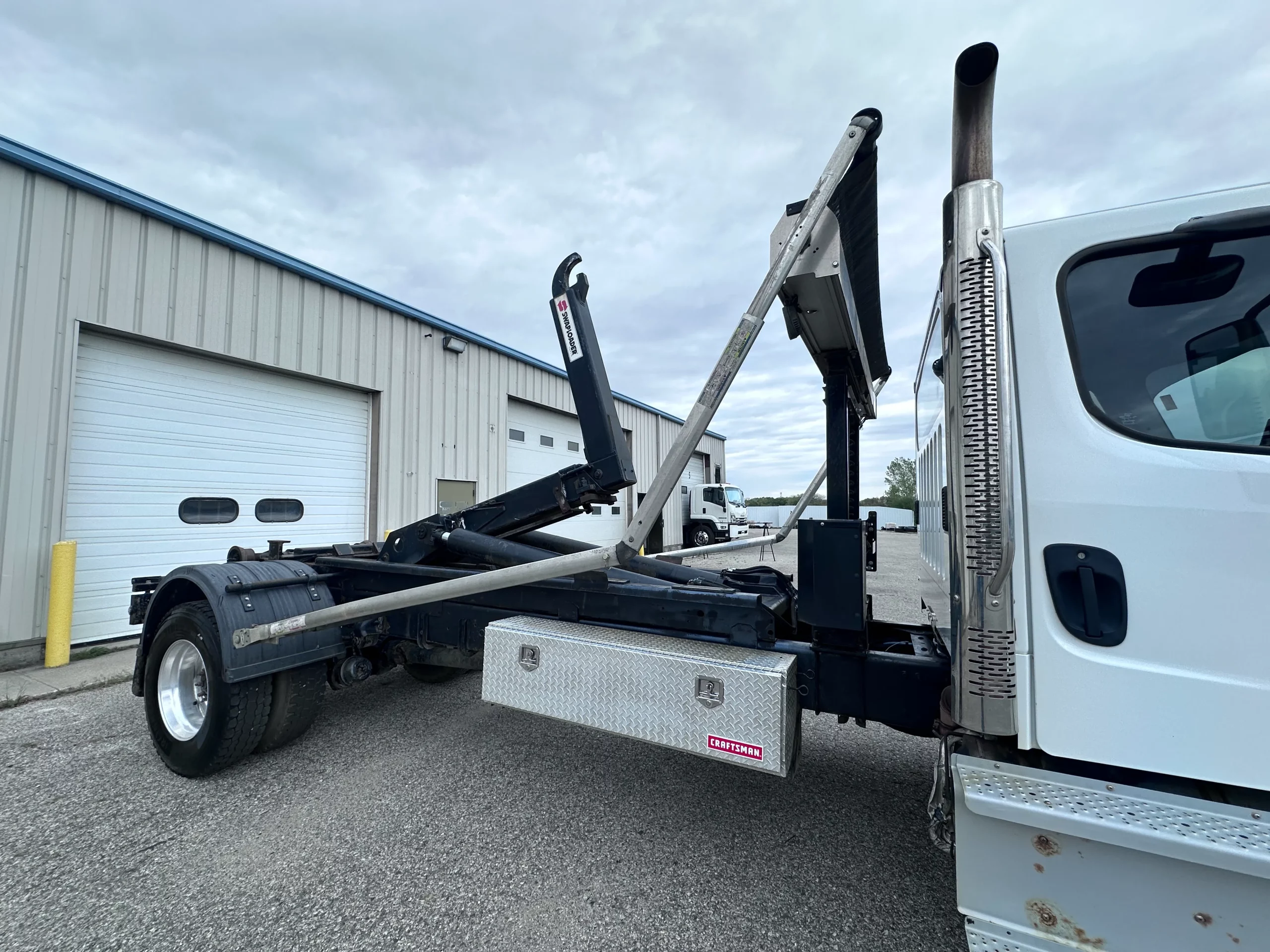USED 2014 Freightliner M2 Hooklift Truck USED 2014 Freightliner M2 Hooklift Truck - image 6 of 6