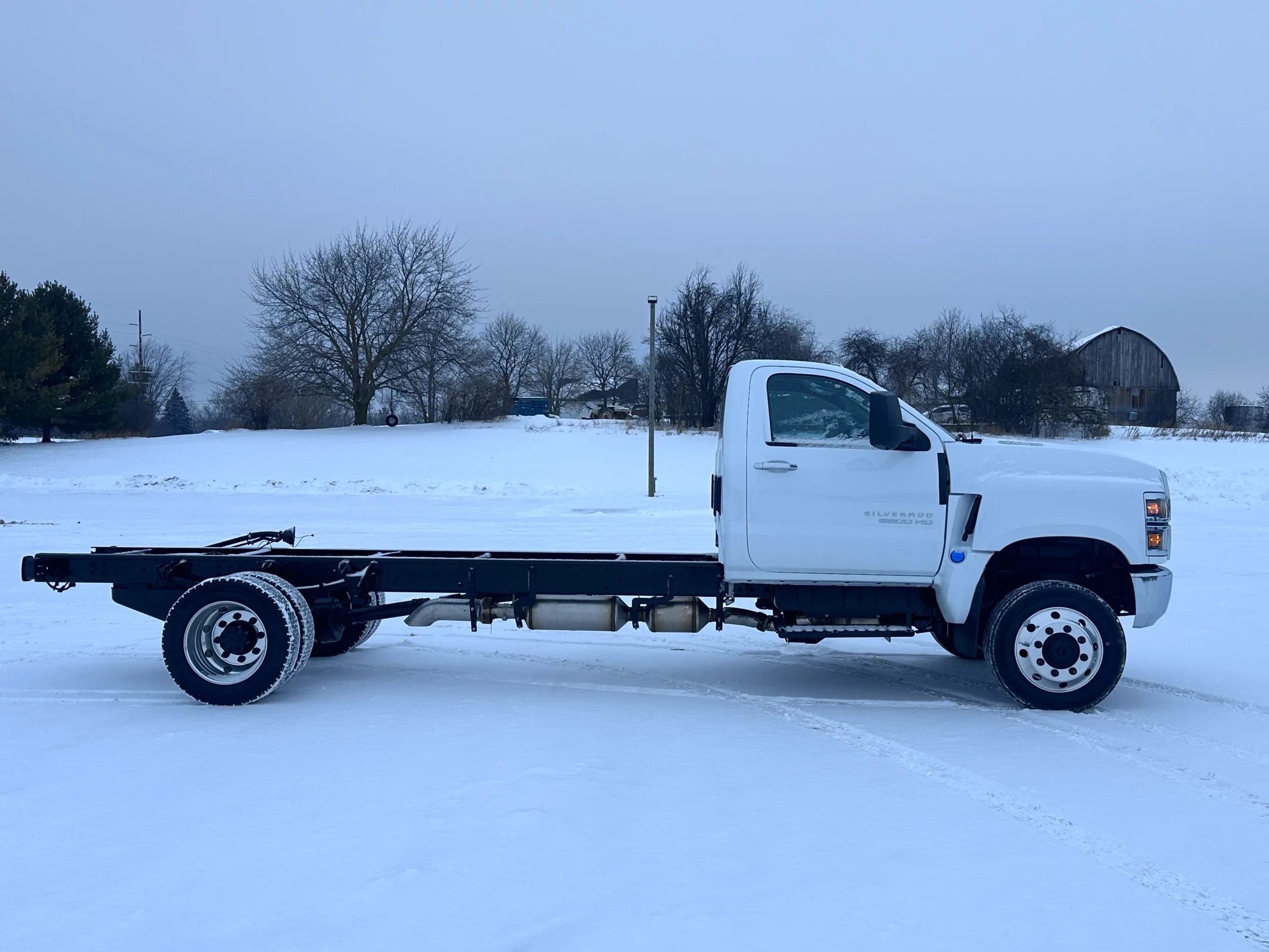 New 2025 Chevy 6500 Hooklift Truck NEW 2025 Chevy 6500 Hooklift Truck - image 4 of 6