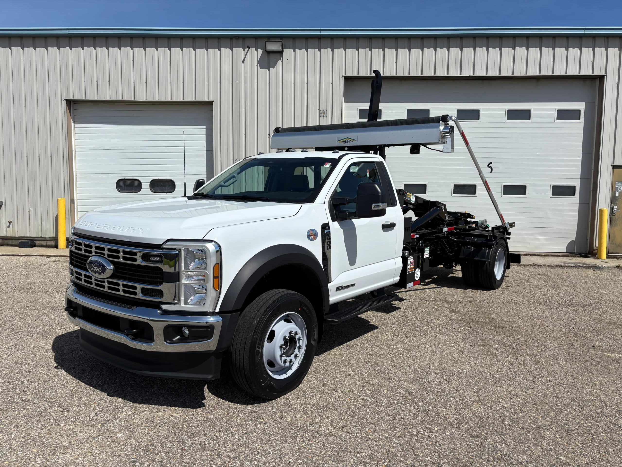 New 2026 Ford F600 Xl Hooklift Truck NEW 2026 Ford F600 XL Hooklift Truck - image 2 of 6