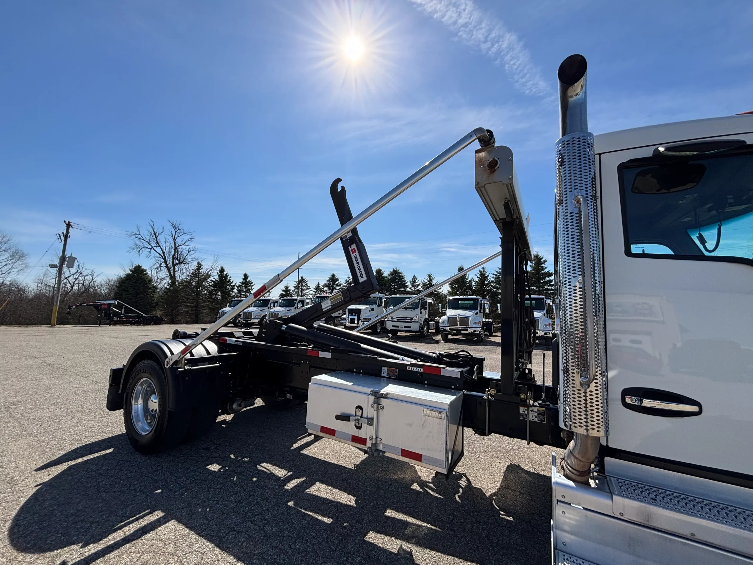 2025 Kenworth T280 - image 6