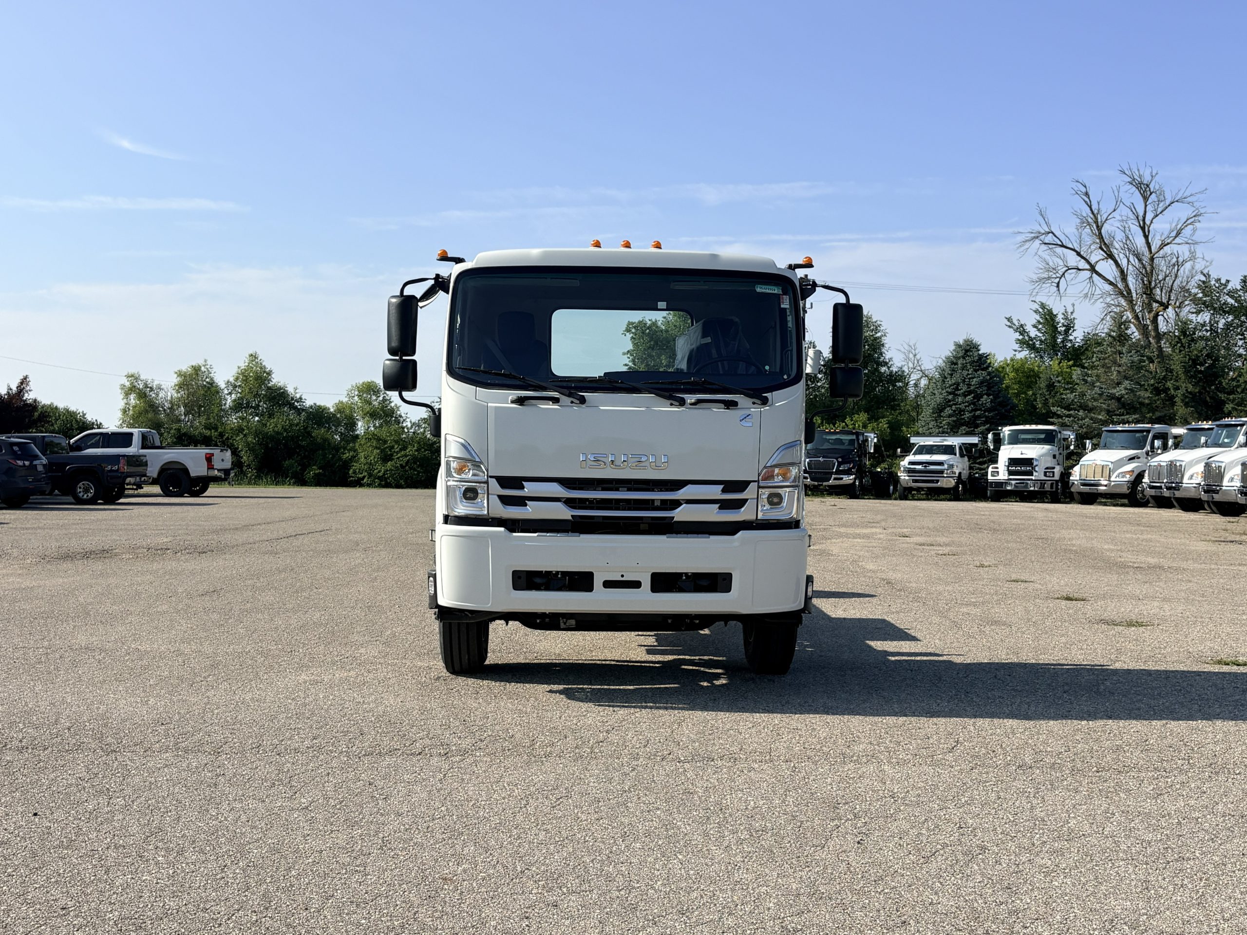 2025 Isuzu FTR