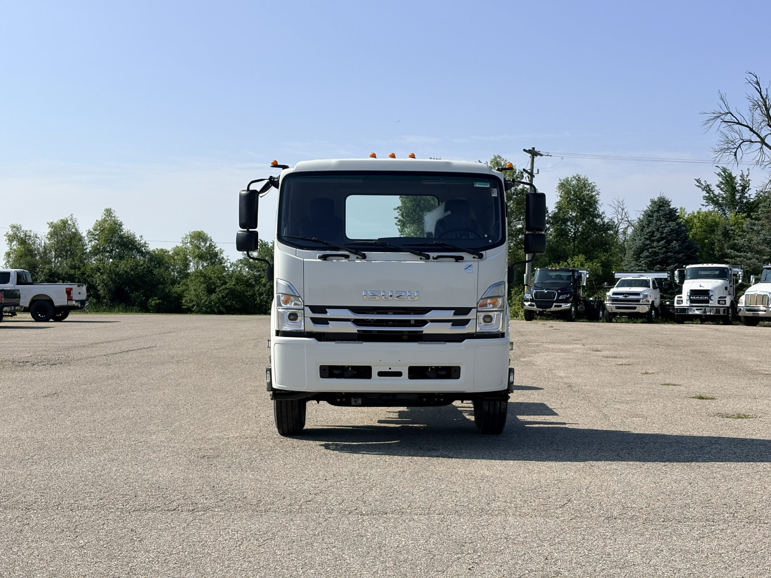 2025 Isuzu FTR