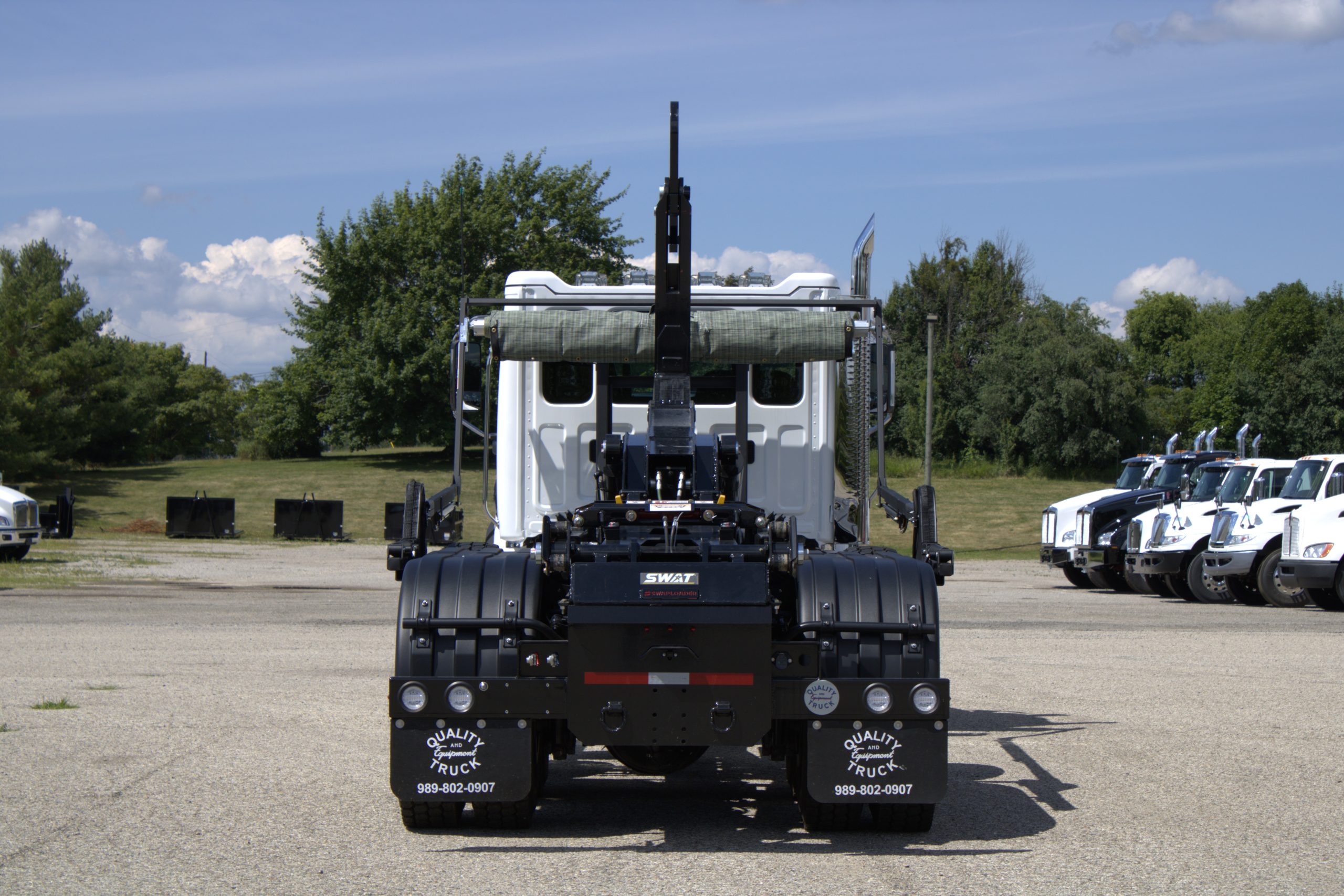 New 2027 Western Star 49X Hooklift Truck NEW 2027 Western Star 49X Hooklift Truck - image 5 of 6
