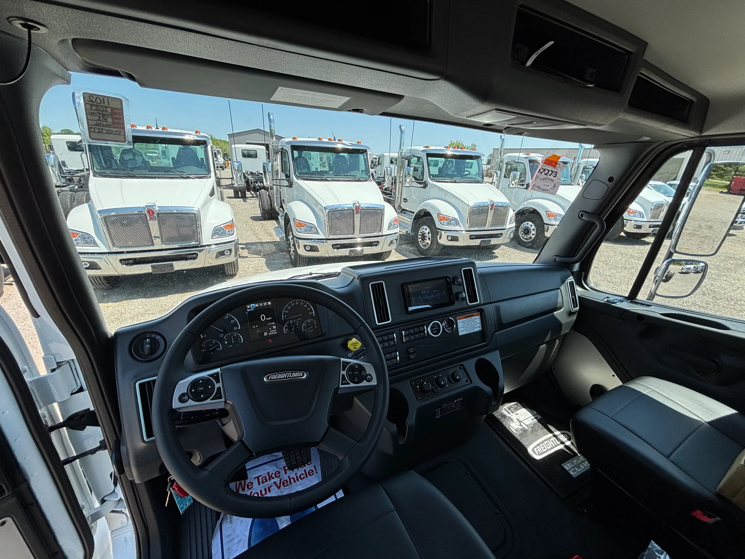 2027 Freightliner eM2 — photo 6