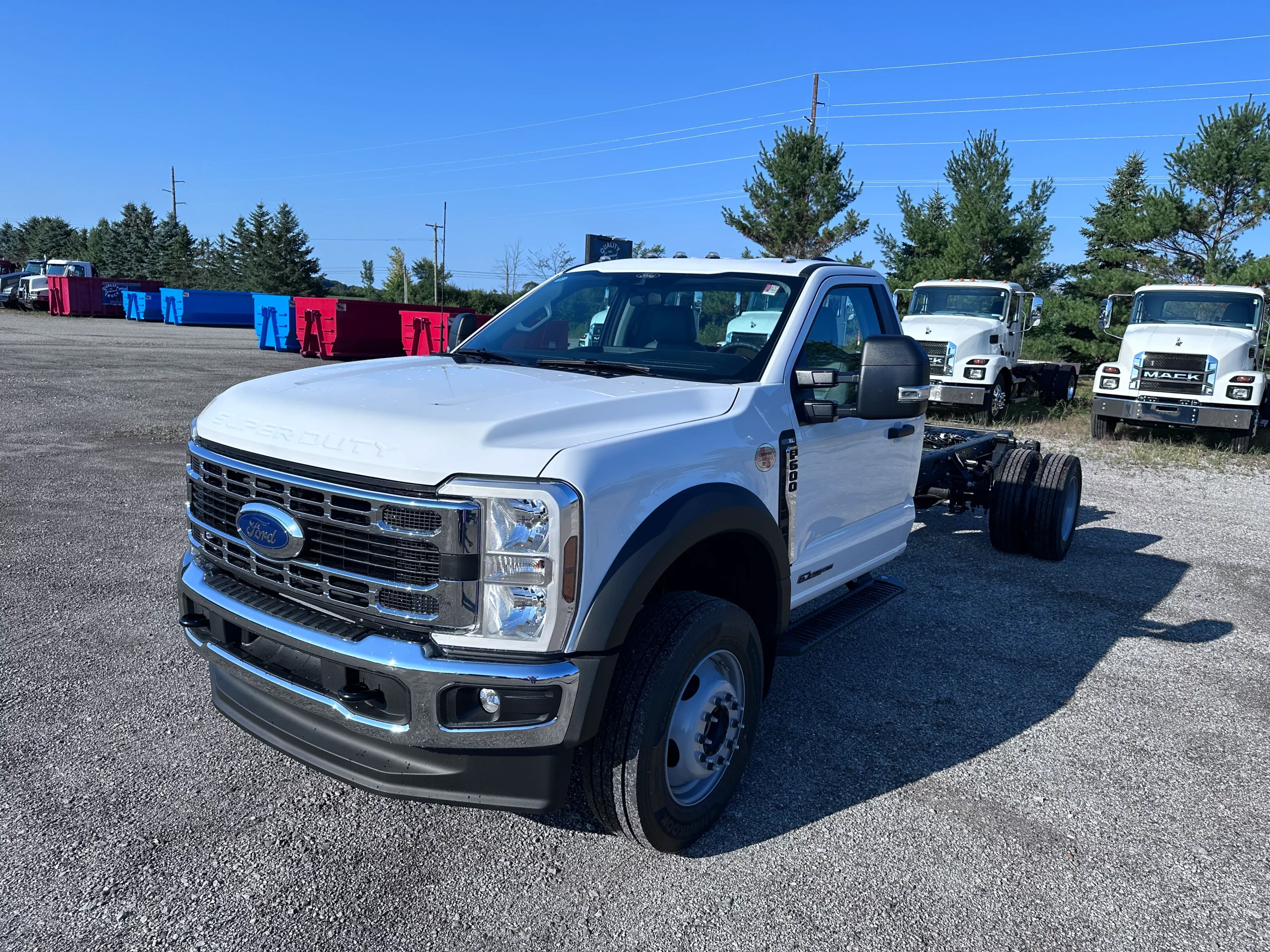 New 2026 Ford F600 Xl Hooklift Truck NEW 2026 Ford F600 XL Hooklift Truck - image 3 of 6