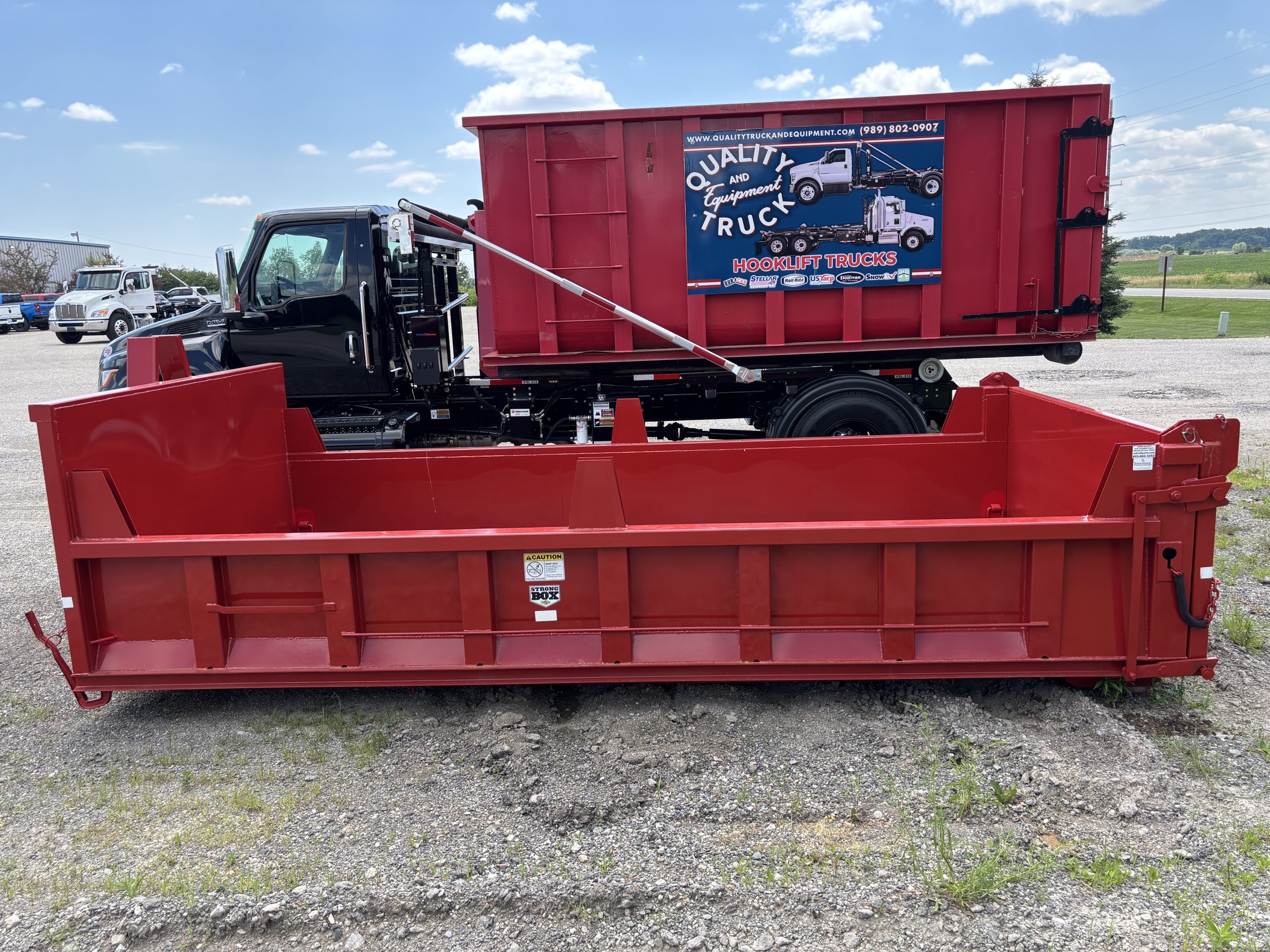 12 Yd 15' Dump Body - Red 12 Yd 15' Dump Body - Red - image 3 of 4
