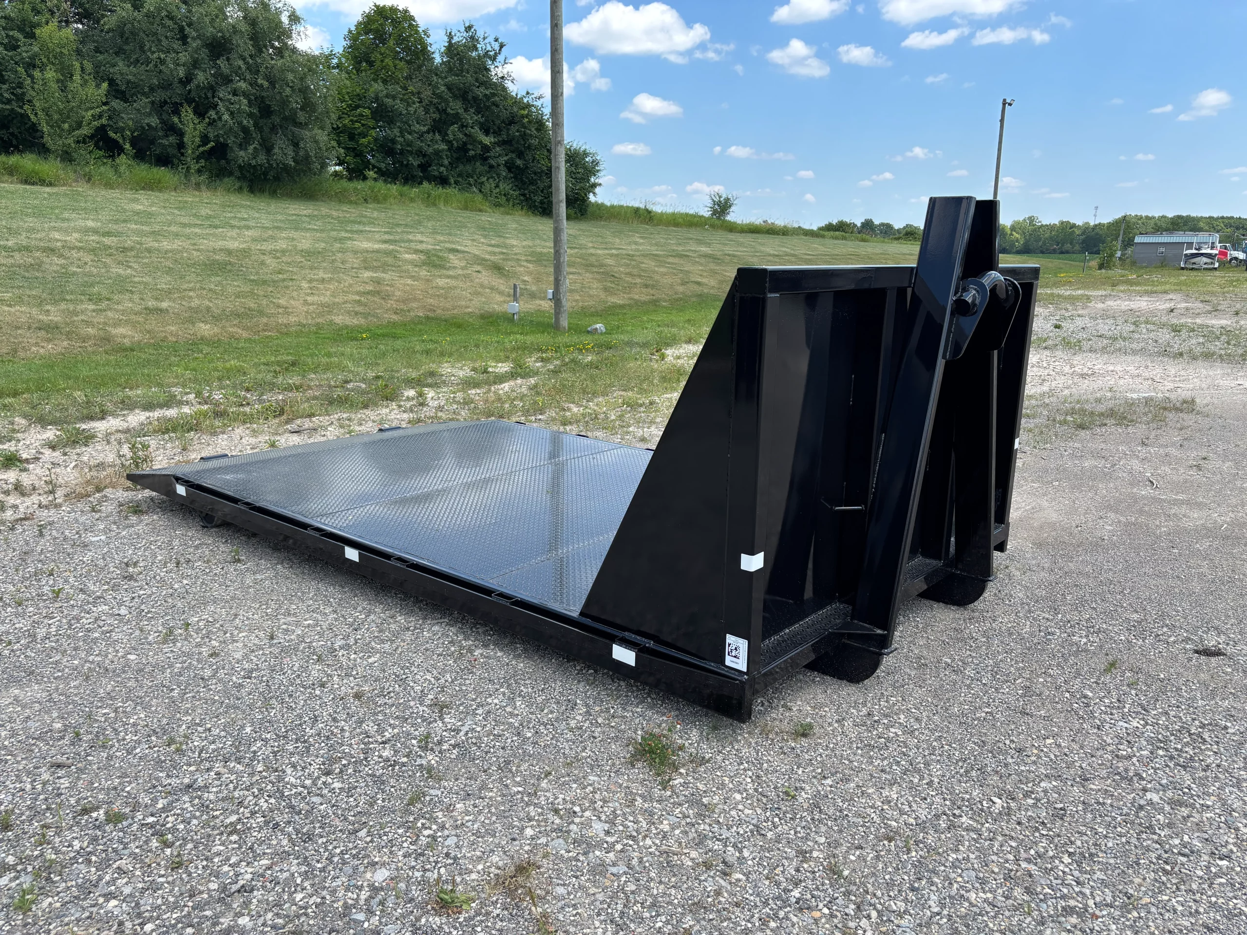 14' Flatbed - Black 14' Flatbed - Black - image 1 of 4