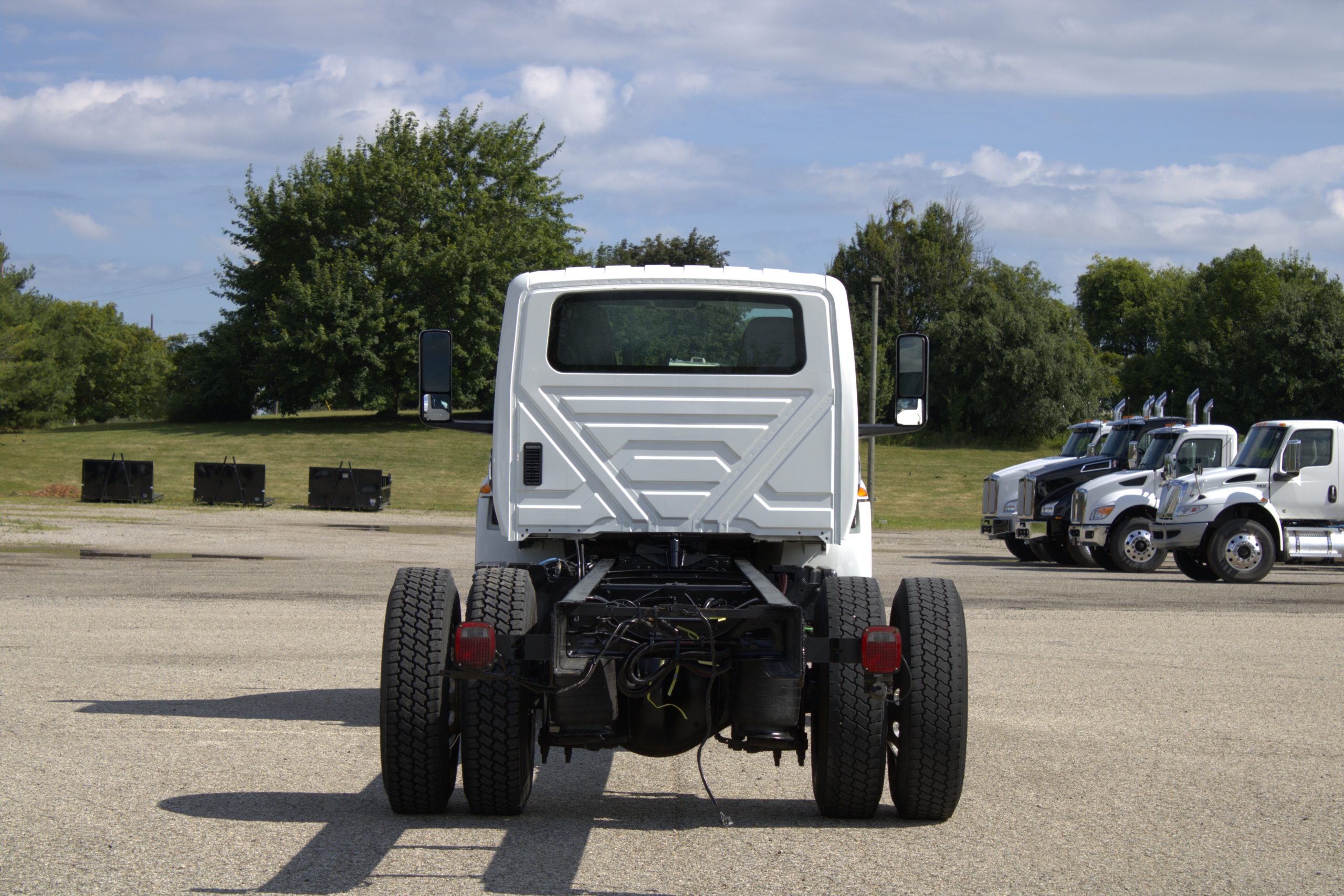 Used 2019 International Mv Hooklift Truck USED 2019 International MV Hooklift Truck - image 6 of 6