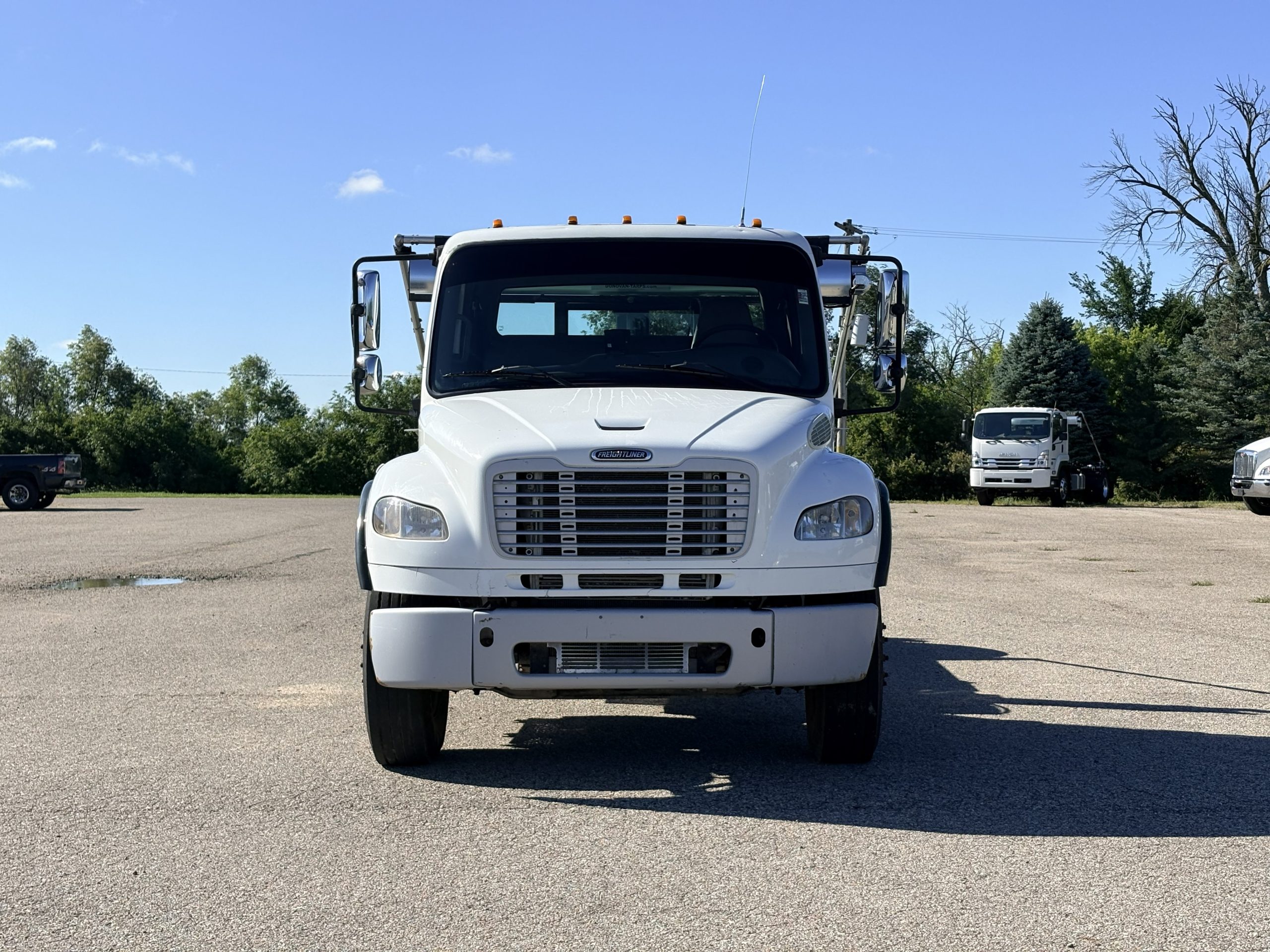 Used 2009 Freightliner M2 Hooklift Truck USED 2009 Freightliner M2 Hooklift Truck - image 2 of 6