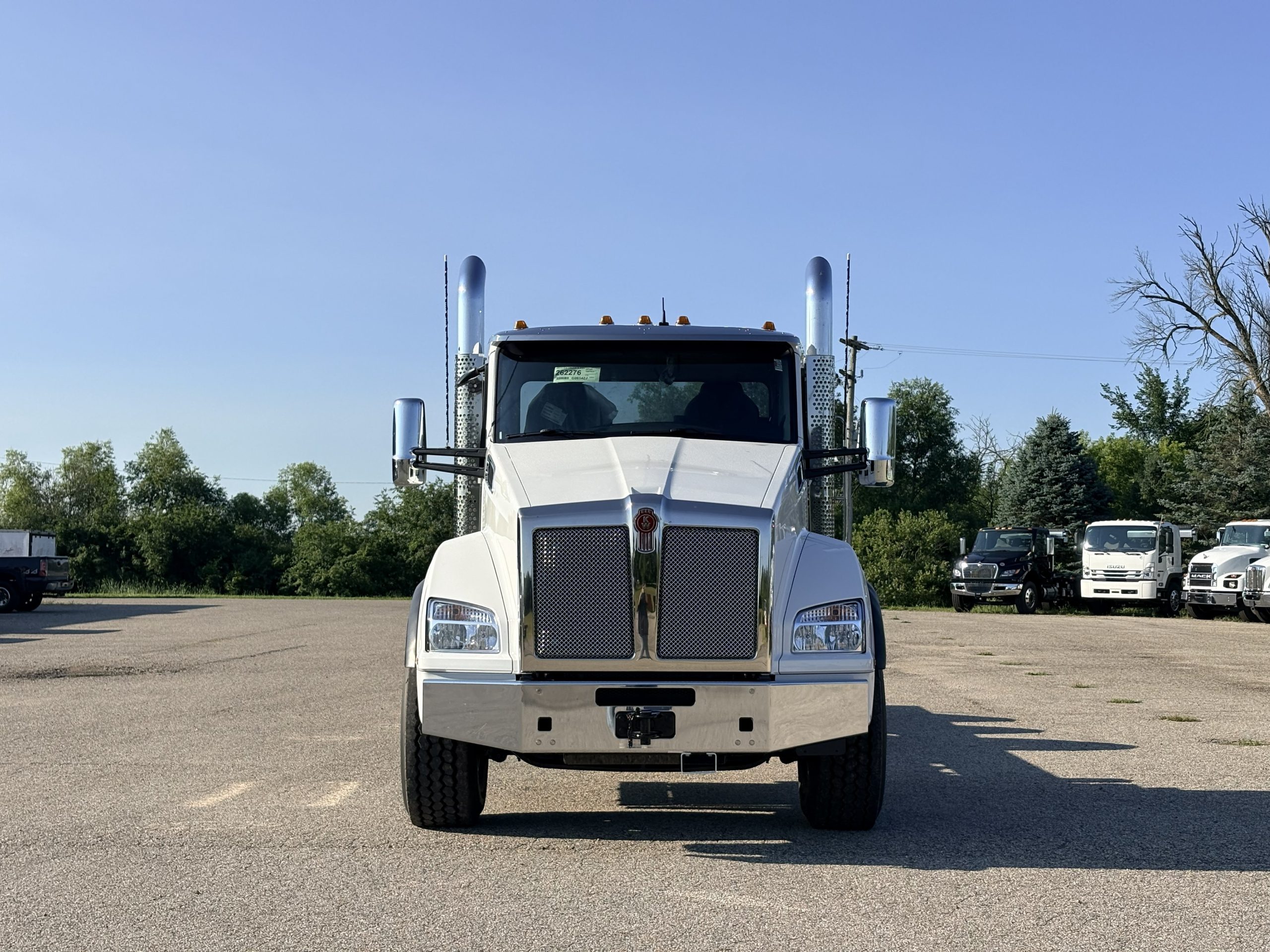 New 2027 Kenworth T880 Hooklift Truck New 2027 Kenworth T880 Hooklift Truck - image 2 of 6