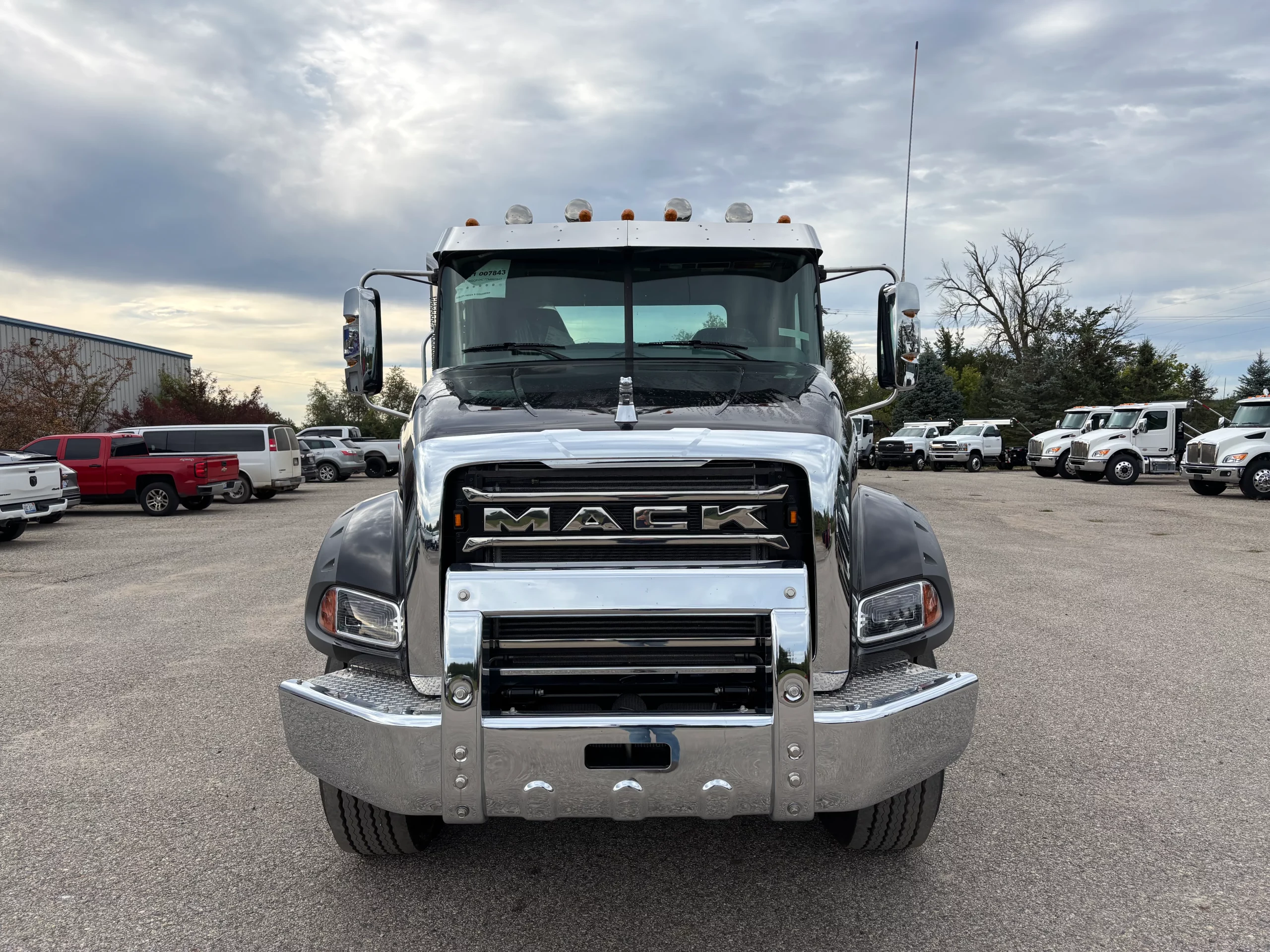 NEW 2026 Mack Granite Hooklift Truck - image 2 of 6