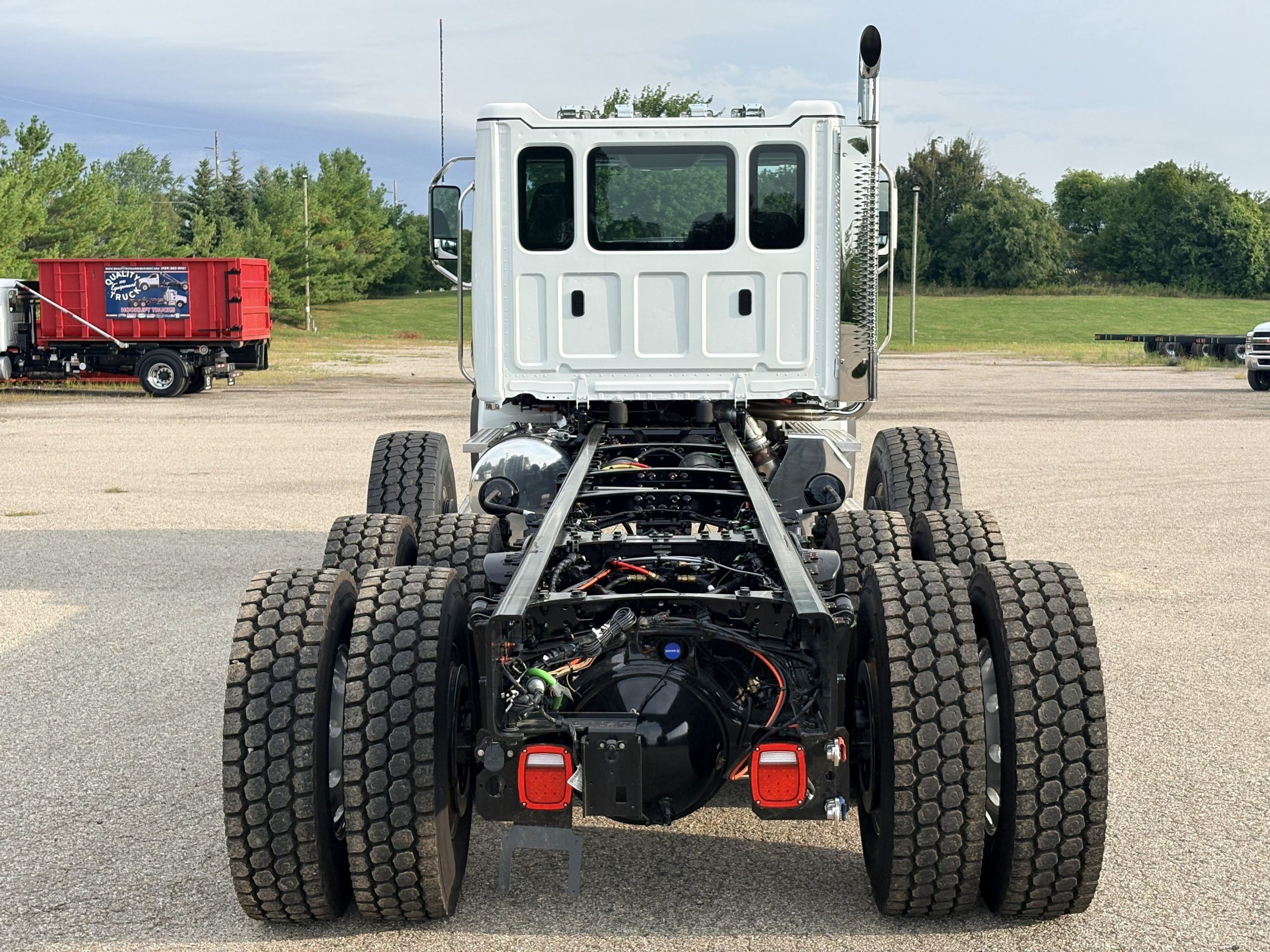 New 2027 Western Star 49X Hooklift Truck NEW 2027 Western Star 49X Hooklift Truck - image 6 of 6