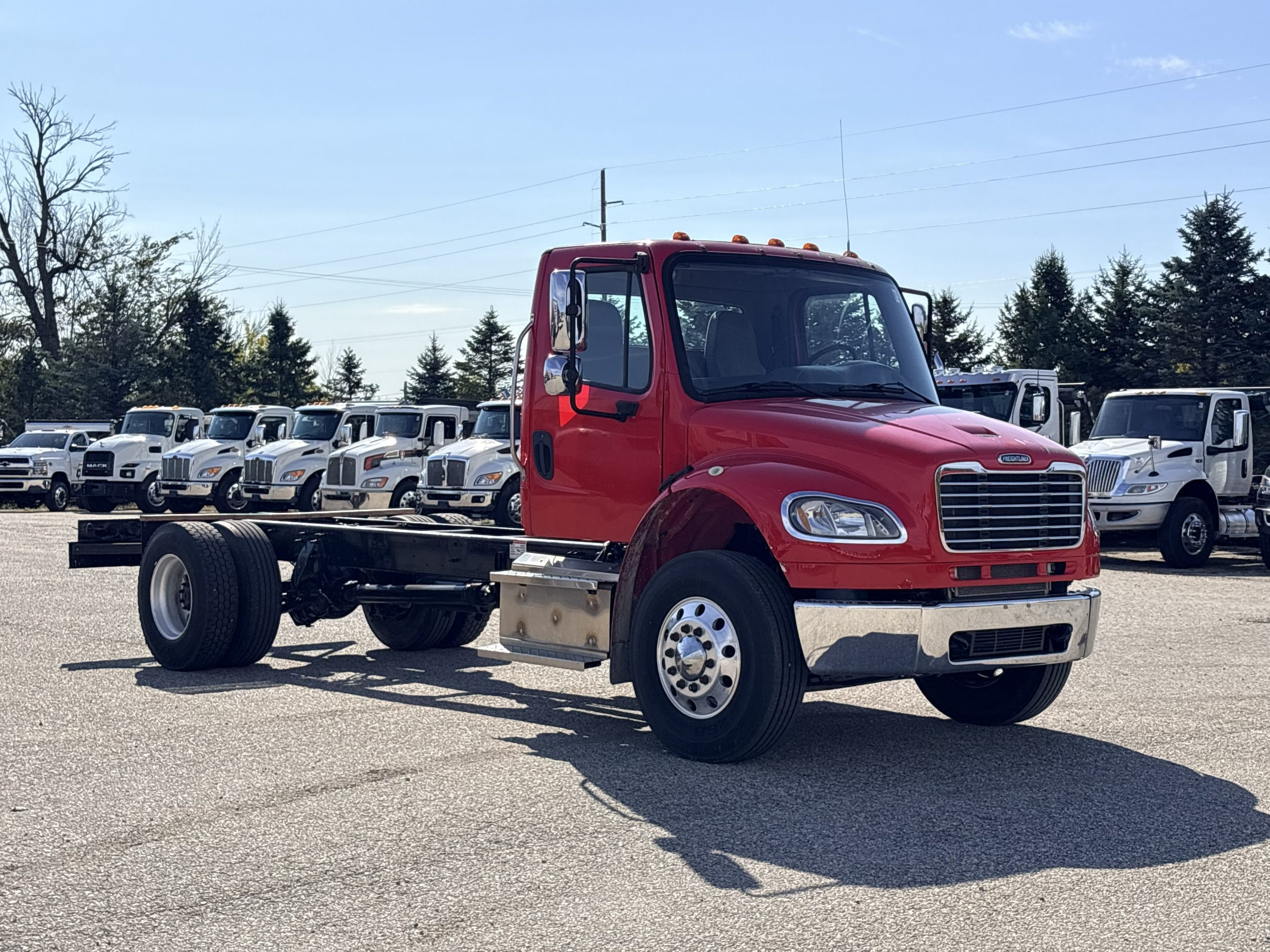 Used 2015 Freightliner M2 Hooklift Truck USED 2015 Freightliner M2 Hooklift Truck - image 1 of 6