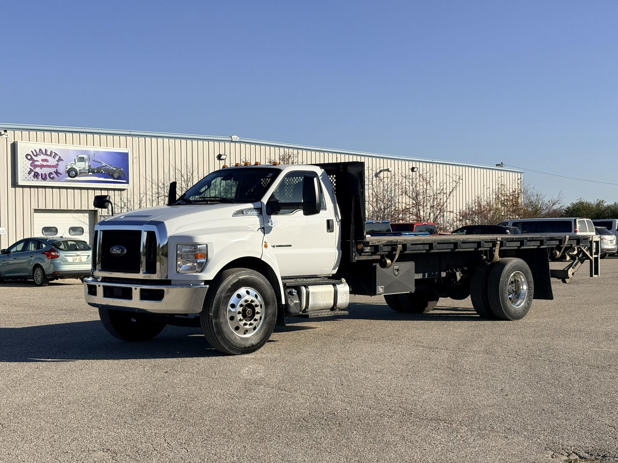 2022 Ford F-750 — photo 3