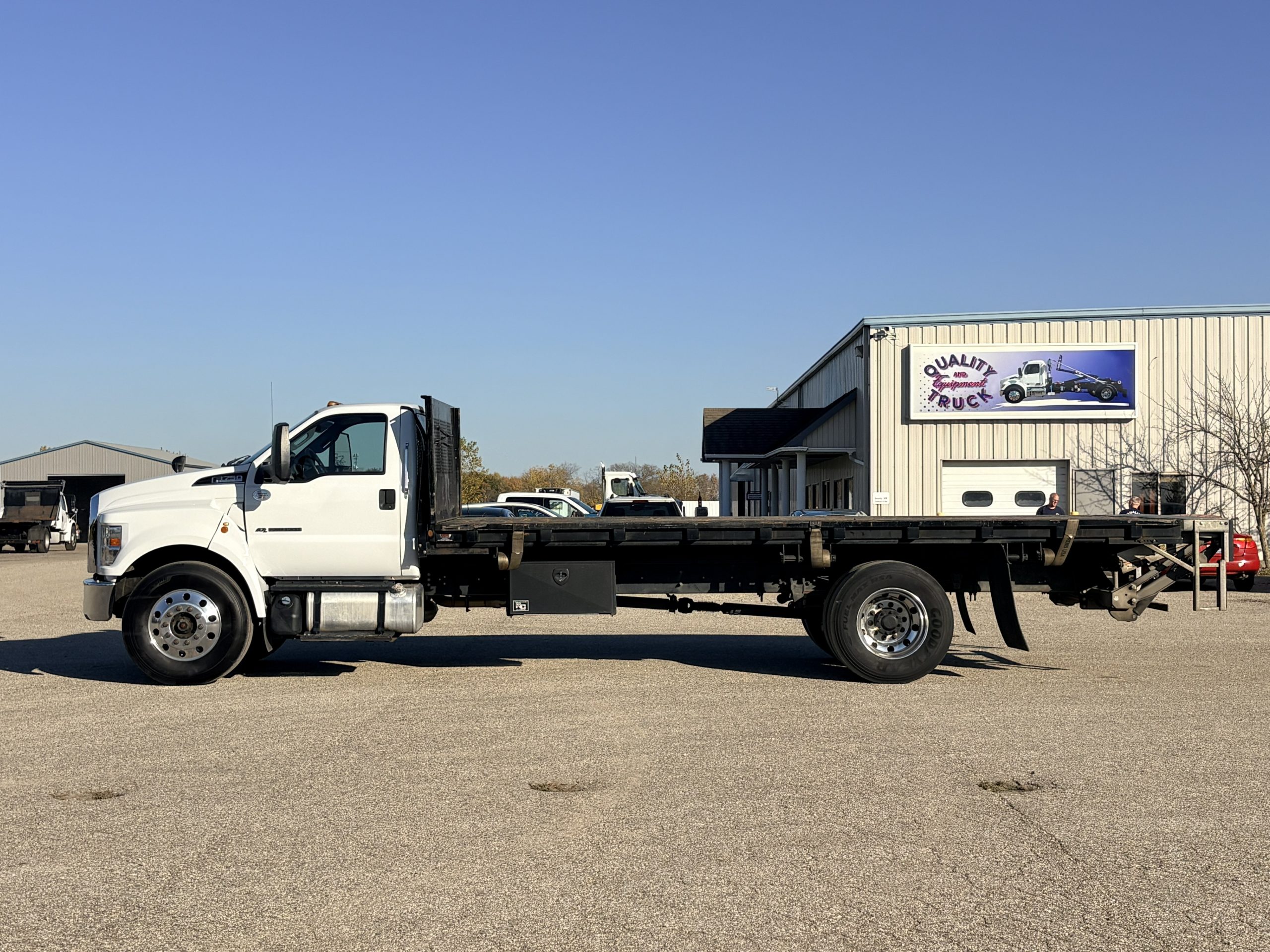 2022 Ford F-750 — photo 5